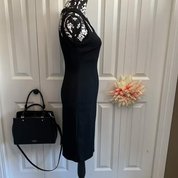 Cache cut out sleeveless LBD little black dress with great lines. - Picture 5 of 13
